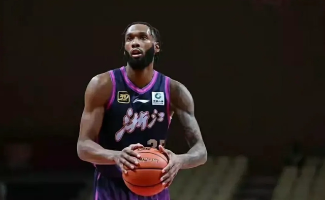 世界杯官方直播软件安装-CBA最新消息!曝顶级外援加盟辽宁男篮,上海男篮留用弗格