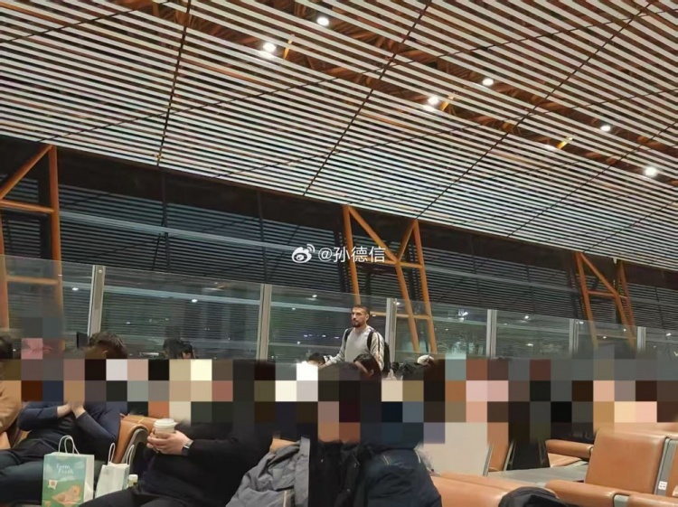 世界杯比赛在线观看地址-媒体人:斯坦丘已落地中国今晚将抵达大连,即将加盟大连英博